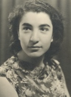 მზია-'s photo