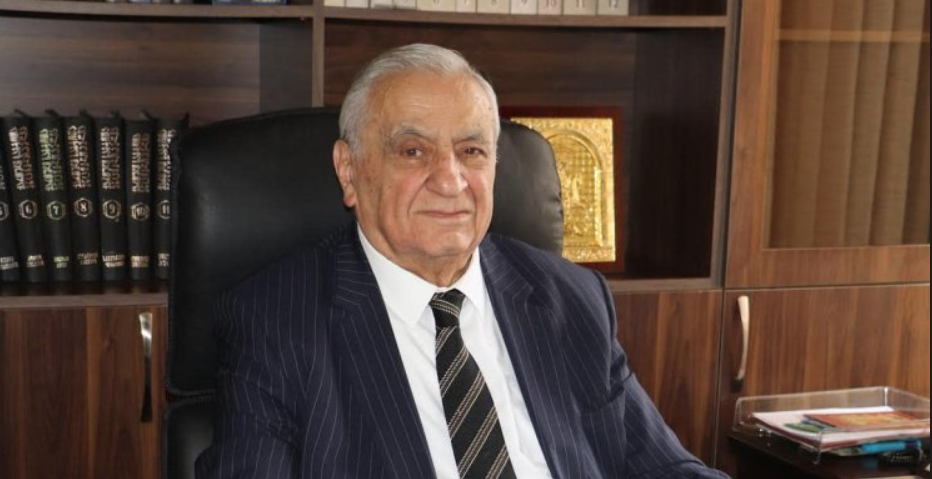 როინ's photo